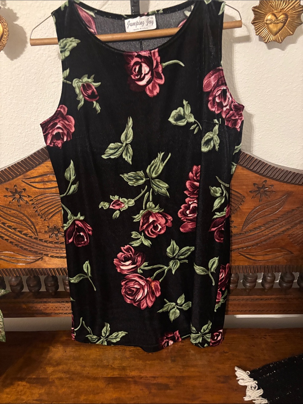 Black Floral Sleeveless Shift Dress - Rose Print